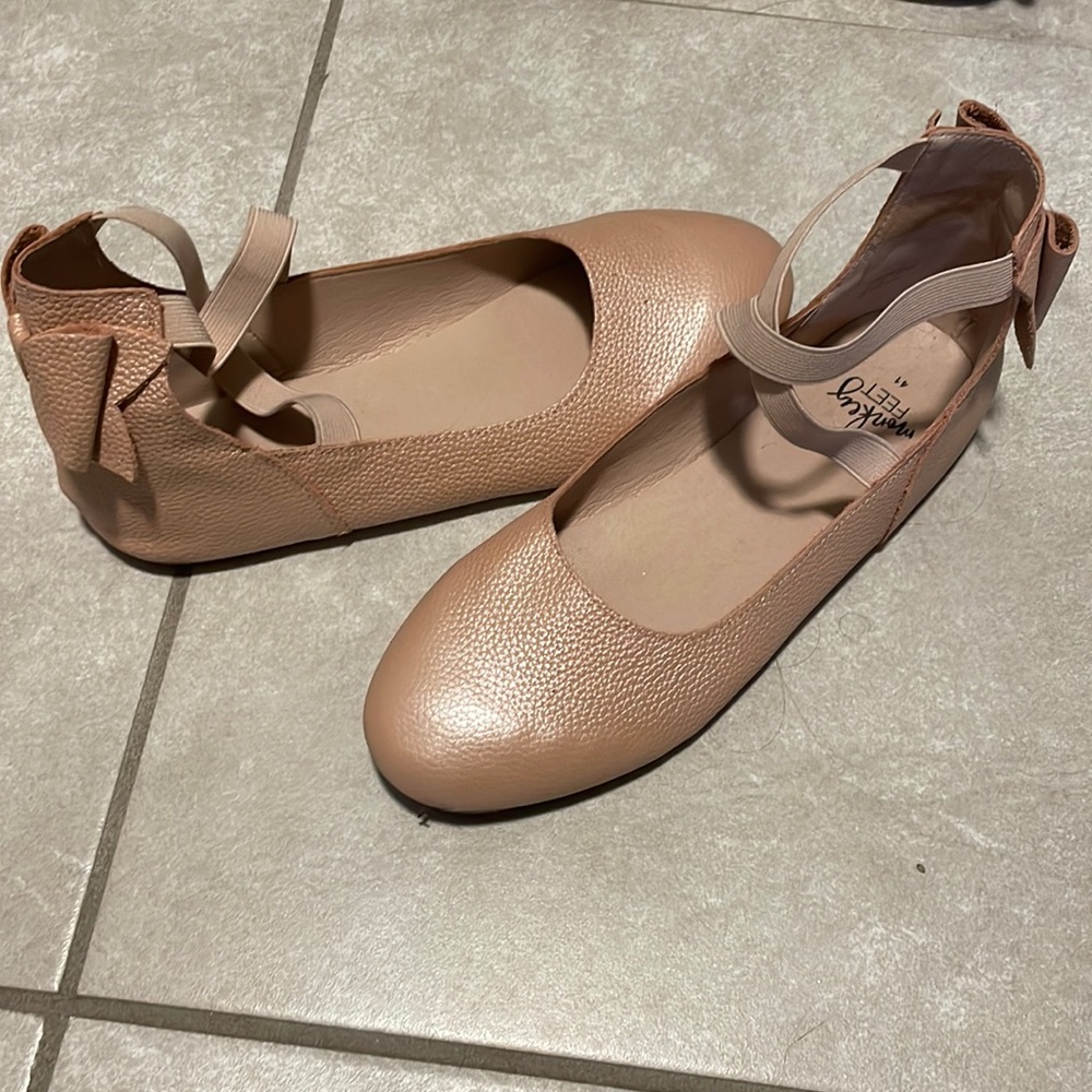 Monkey Feet Womens Bow Back Flats